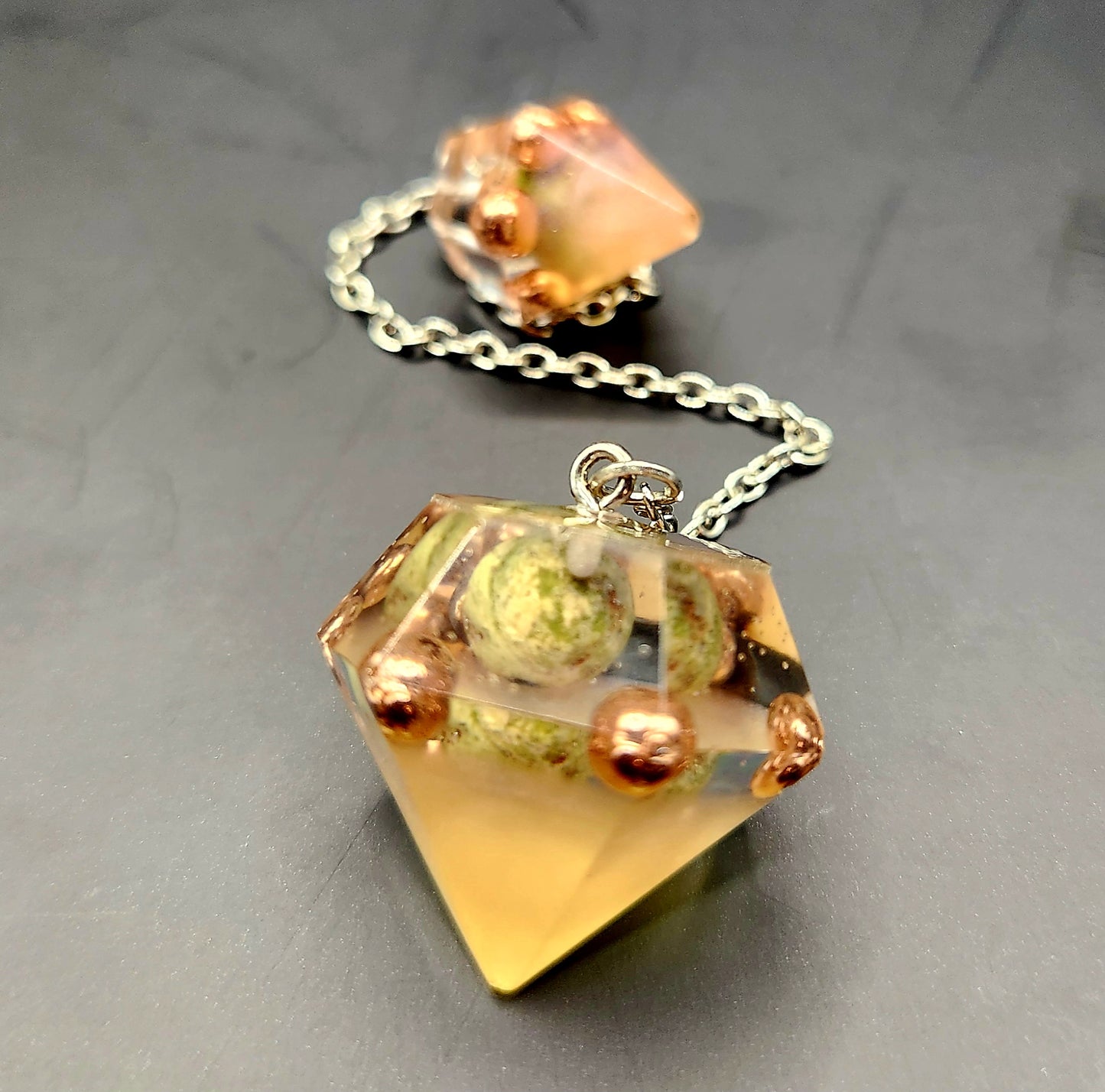 Unakite Orgonite Pendulum