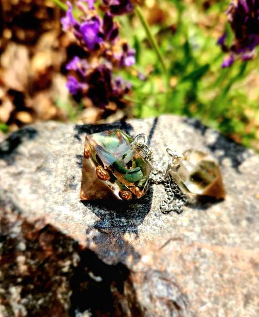 Emerald Orgonite Pendulum